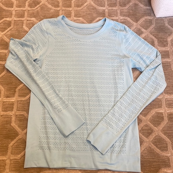 lululemon athletica Tops - Swiftly breeze LS